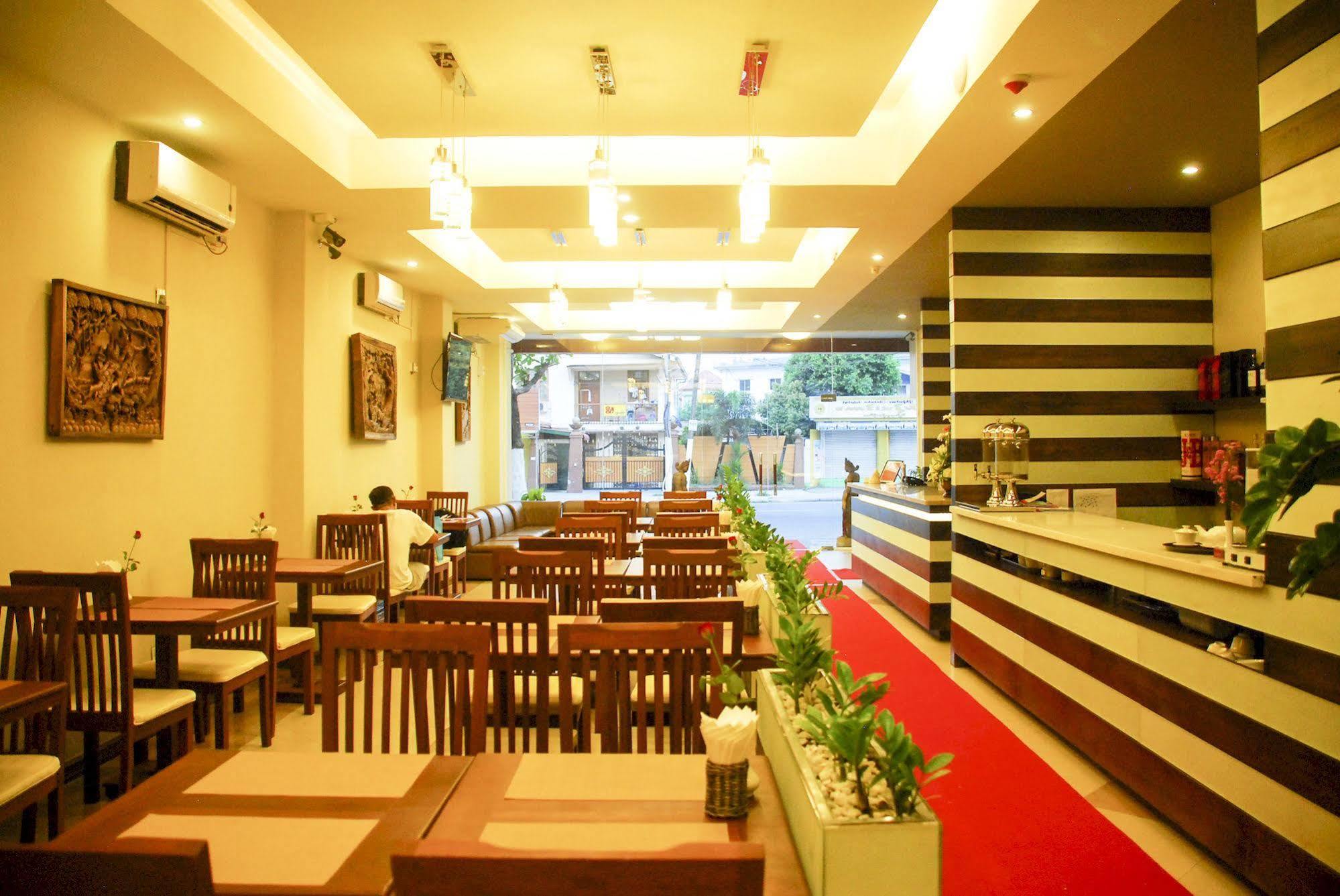 Pleasure View Hotel Yangon Exterior photo