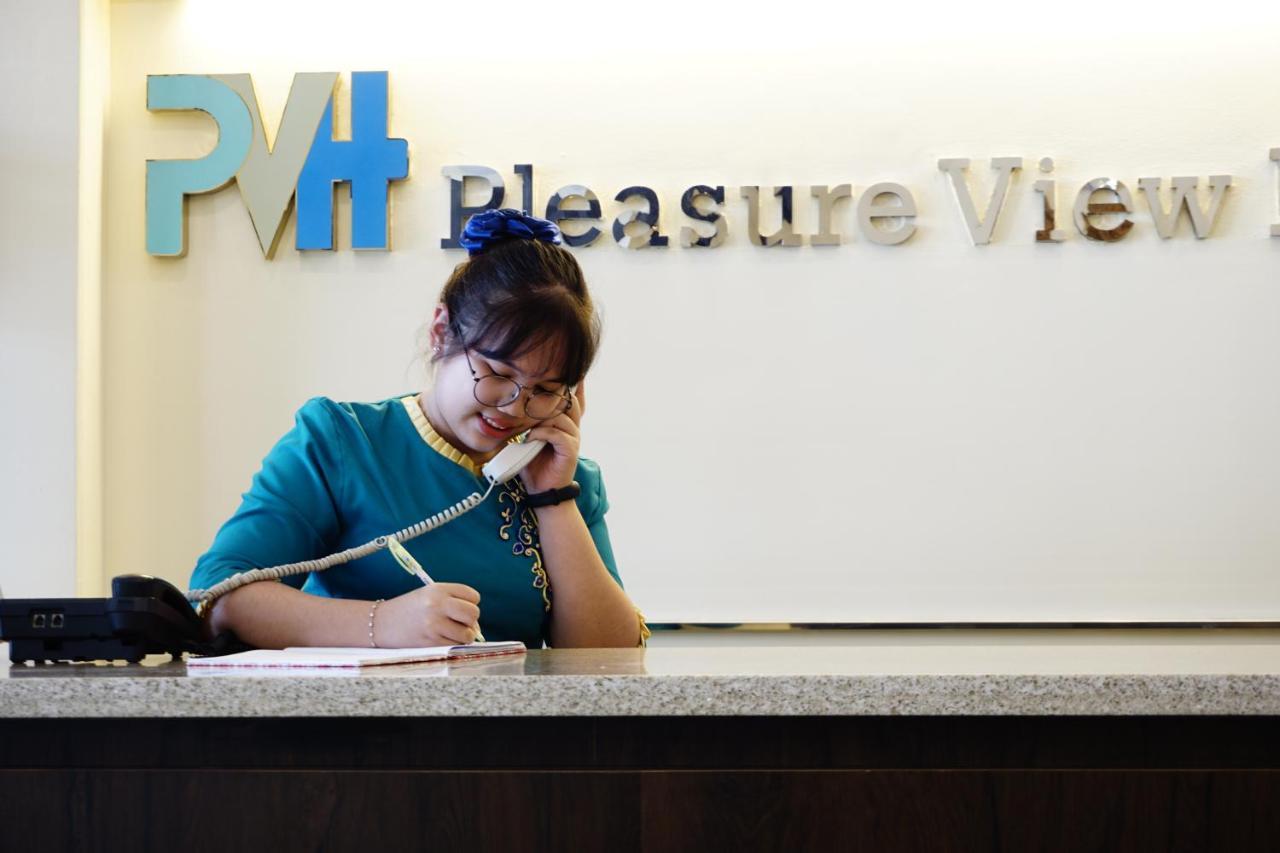 Pleasure View Hotel Yangon Exterior photo